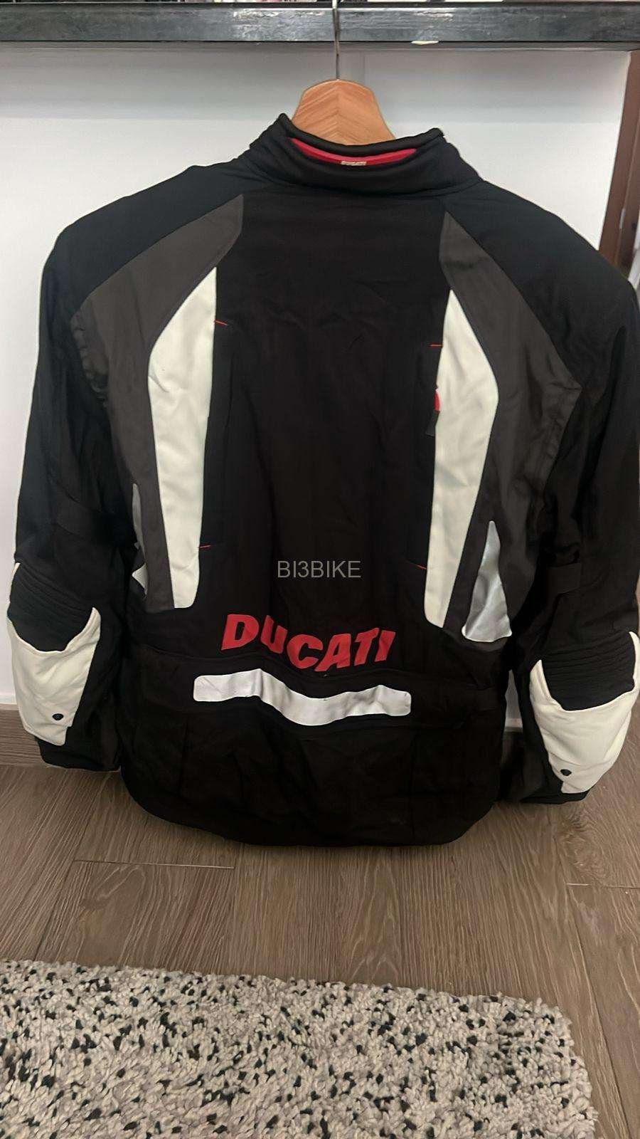 Gloves and jacket medium