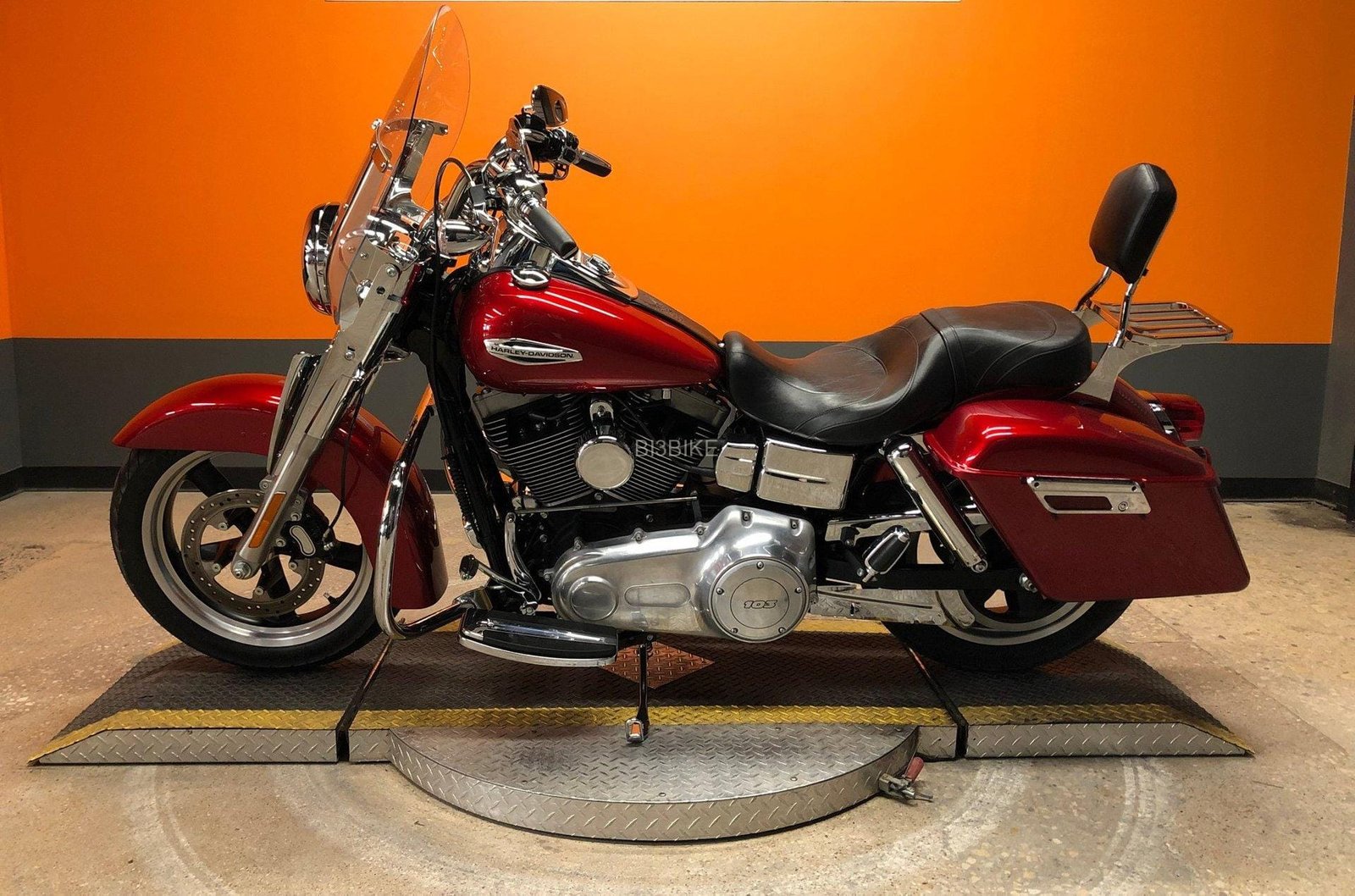 2012 Harley Davidson DYNA SWITCHBACK – FLD 103