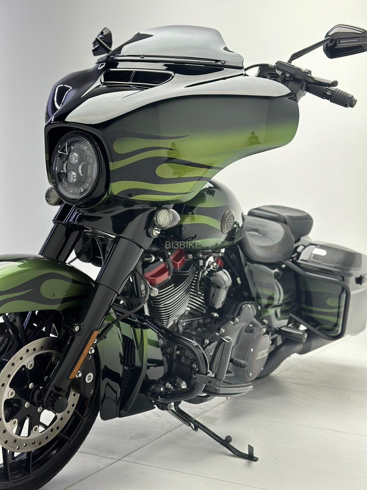 Harley Davidson CVO street glide