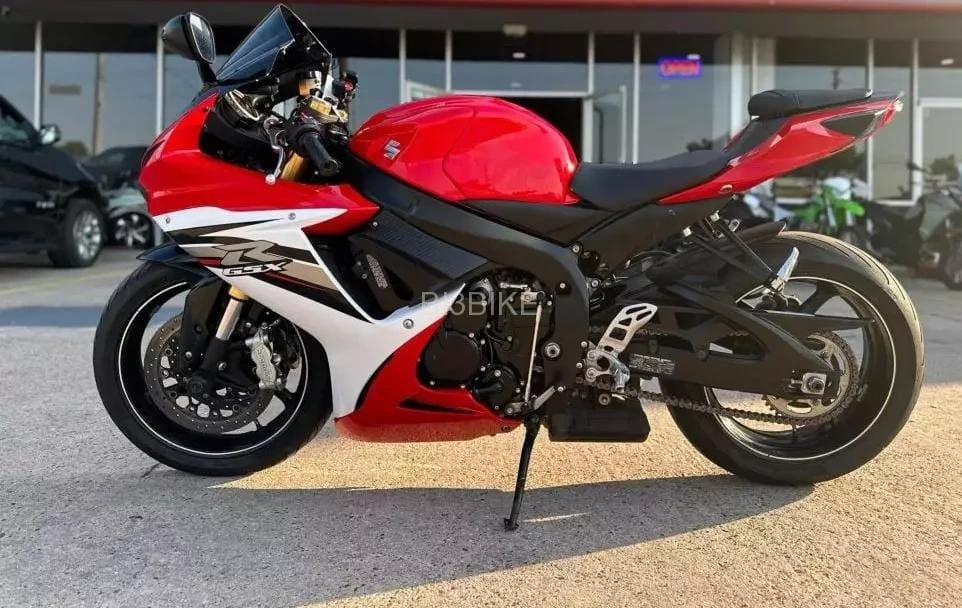 2015 Suzuki GSx-7