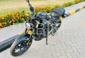 Honda CB300R 2022 (latest design) almost new, very low kms, purchased from Al Futtaim