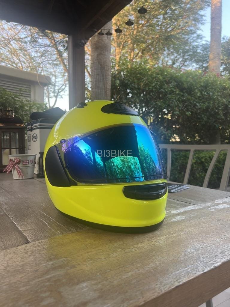 ARAI Quantic Fluor Yellow **SIZE (L)**