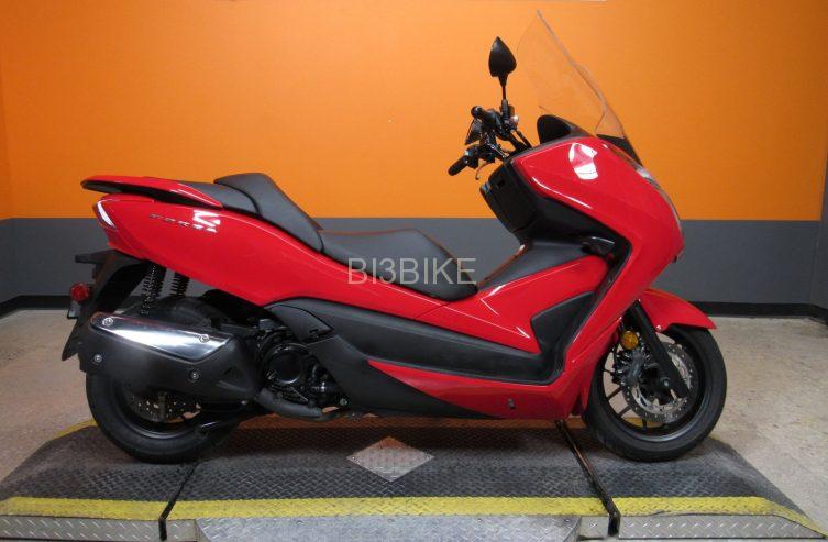 2016 HONDA FORZA