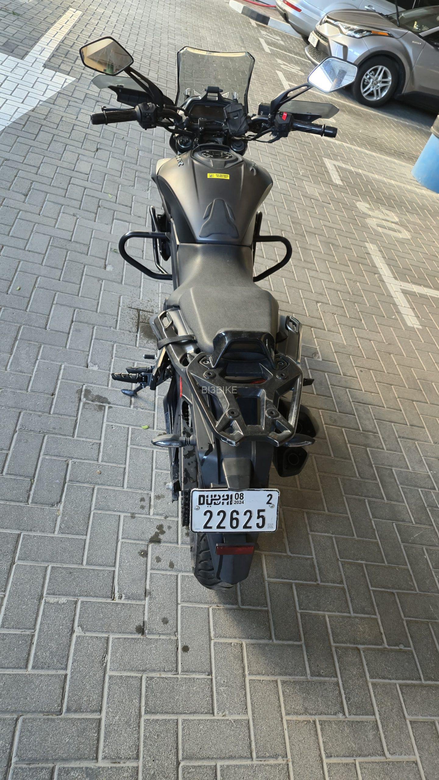 BAJAJ DOMINAR 400