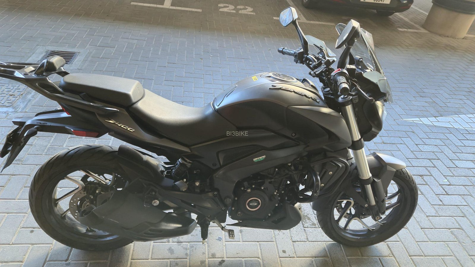BAJAJ DOMINAR 400