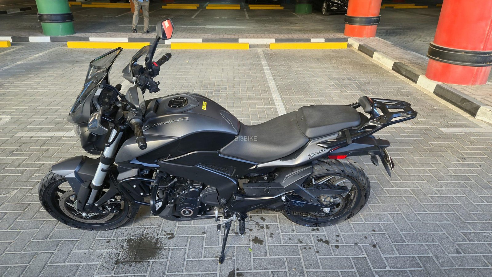BAJAJ DOMINAR 400