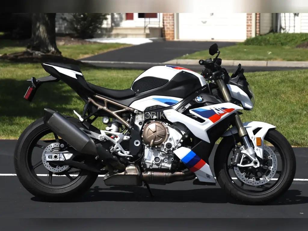 2022 BMW Sport bike
