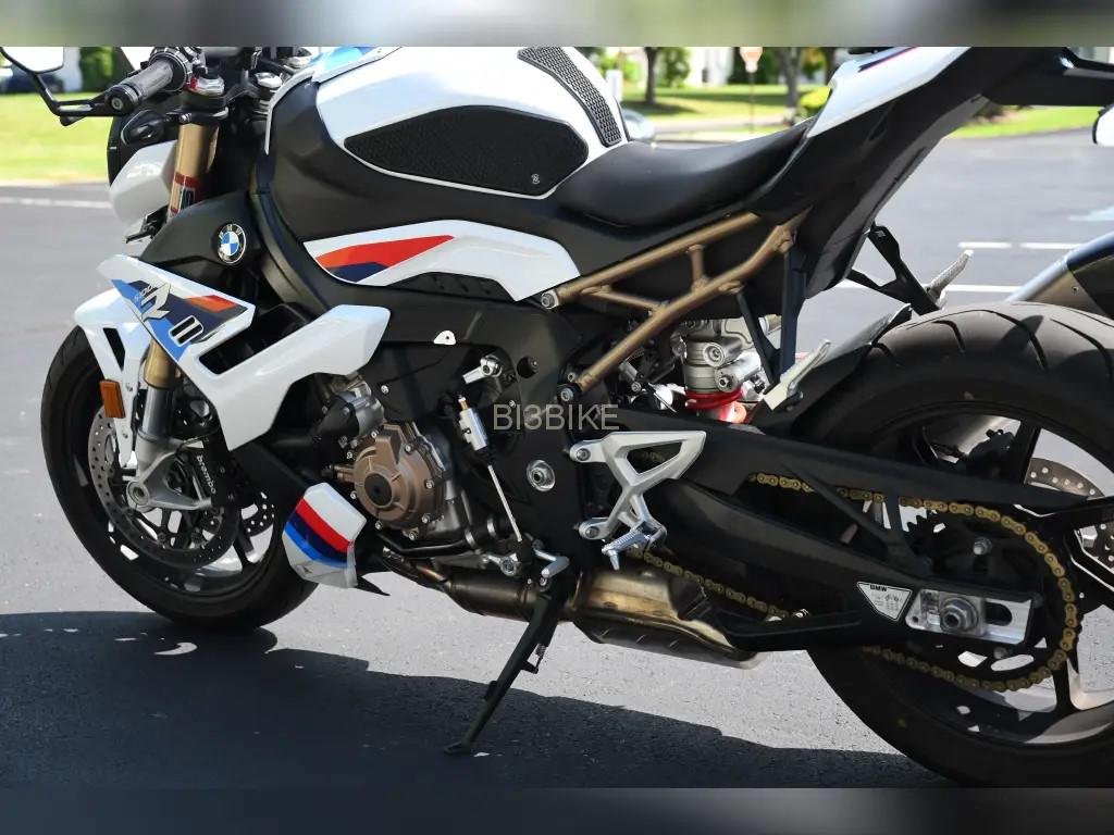 2022 BMW Sport bike