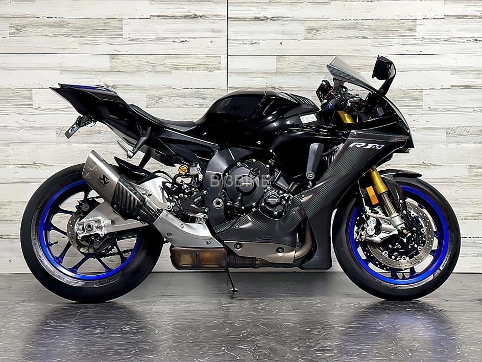 2020 Yamaha YZF-R1M