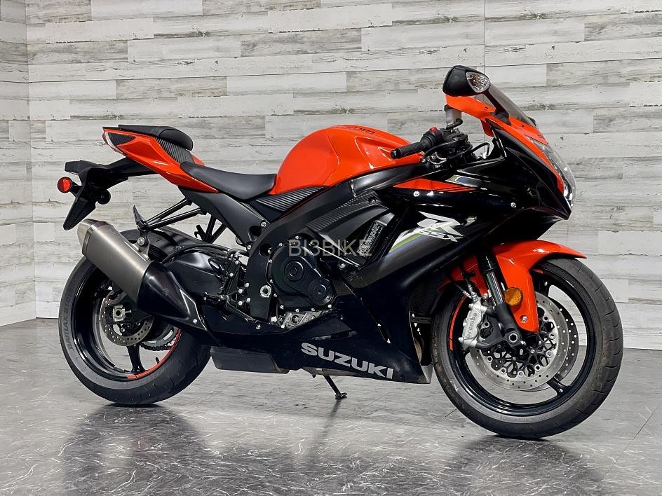 2022 Suzuki GSX R600 available