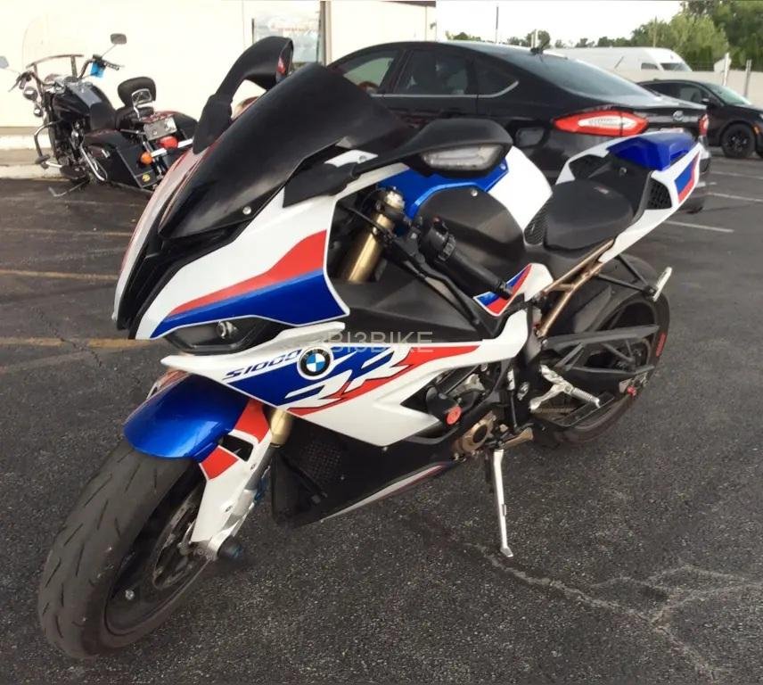 2022 BMW s1000rr