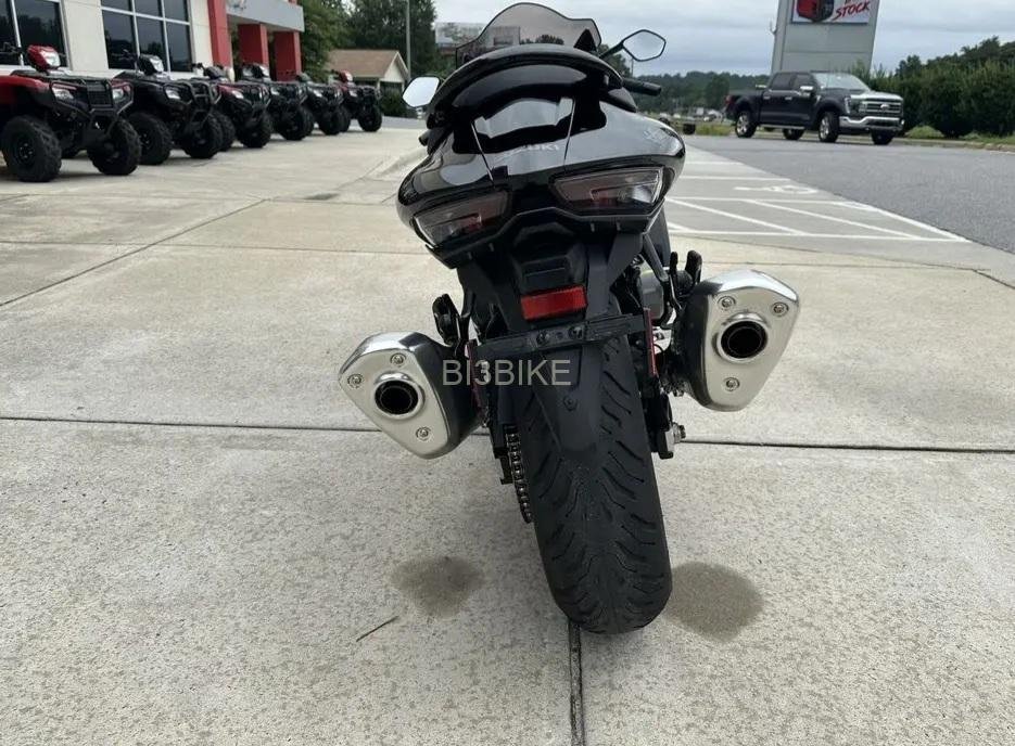 2023 suzuki Hayabusa