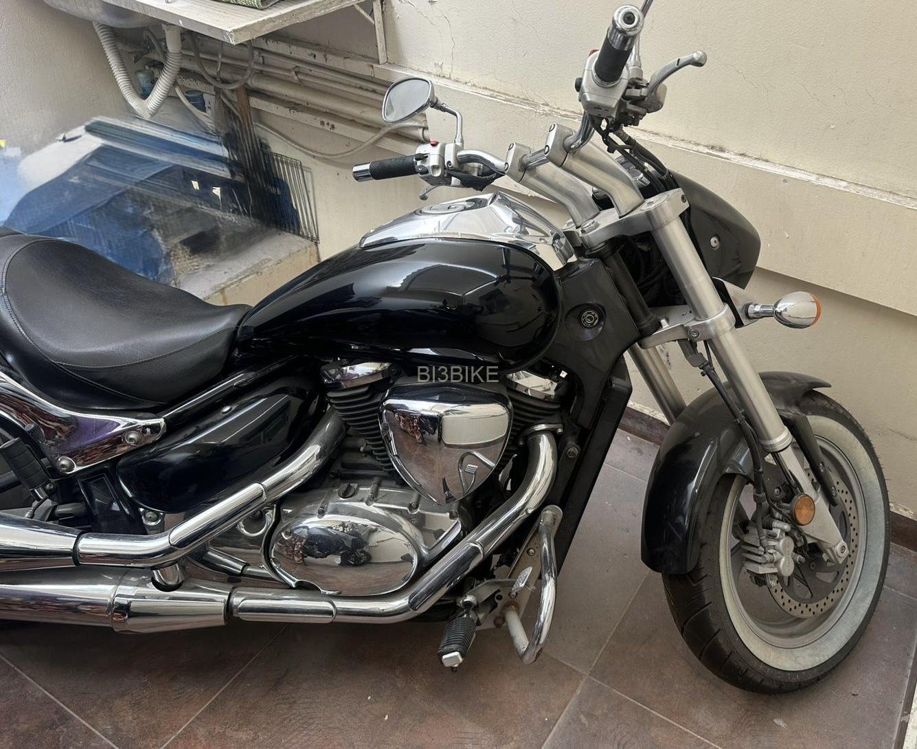 Suzuki Boulevard M90