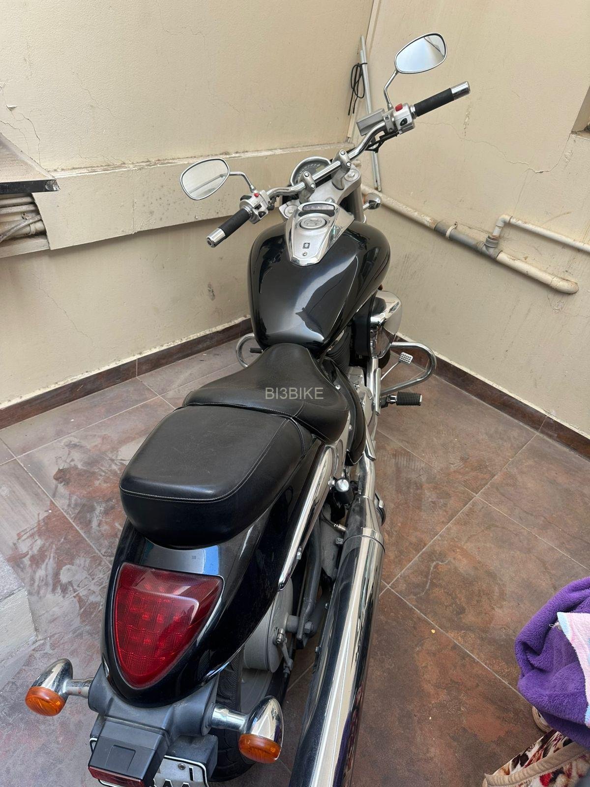 Suzuki Boulevard M90