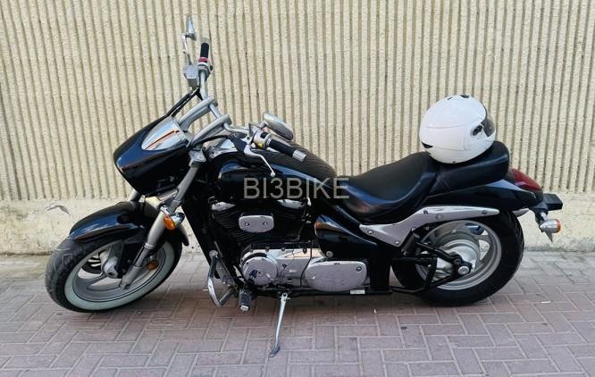 Suzuki Boulevard M90