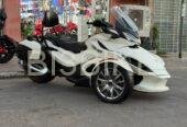 Can-am Spyder 2013