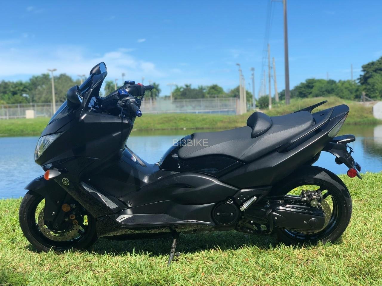 2009 YAMAHA TMAX 500