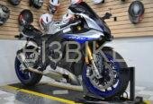 دراجات نارية YAMAHA R1M 2017