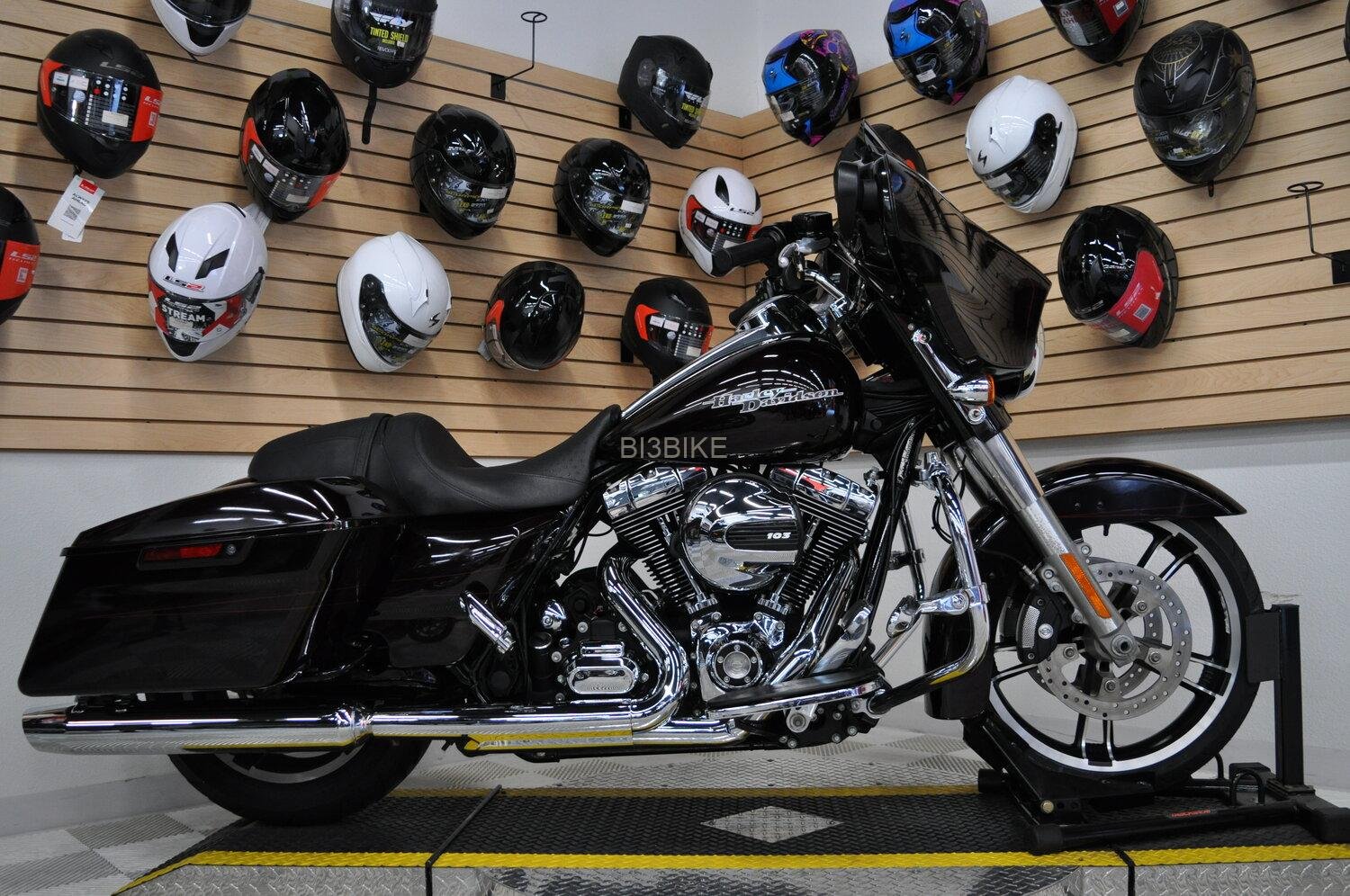 2014 HARLEY DAVIDSON STREET GLIDE SPECIAL