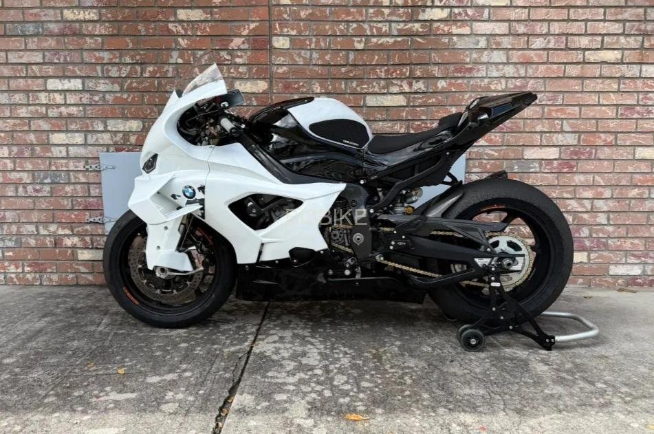 2022 BMW s1000rr